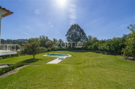 Zome Portugal Moradia Individual T C Piscina Em Palmeira Braga