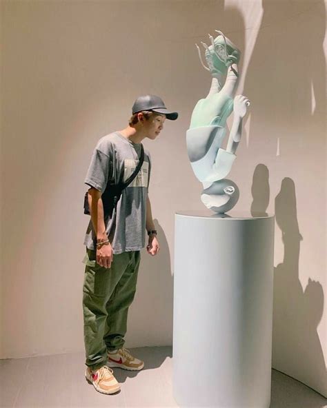 RM 김남준 s Instagram post Do you like art museum Kim namjoon