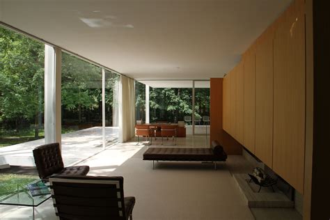 Farnsworth House interior | Farnsworth house, Mies van der rohe, Ludwig ...