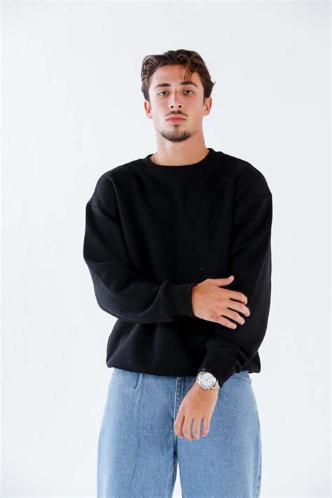 Very Black Crewneck Shop From Dresscode In Egypt