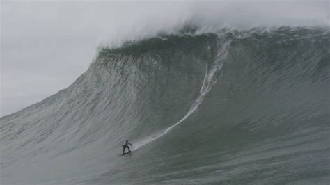 Maya Gabeira Quebra Próprio Recorde De Maior Onda Surfada Por Uma Mulher