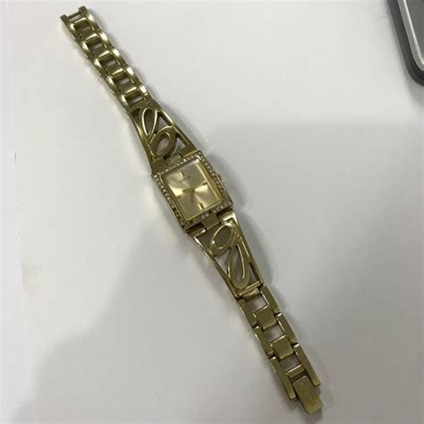 นาฬิกา Guess ของแท้ 100 สีทองสวยหรู Shopee Thailand
