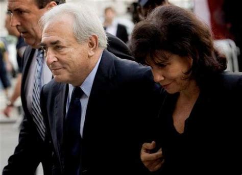 Strauss Kahn Llega Tribunal De Nueva York Que Lo Juzgar Por Delitos