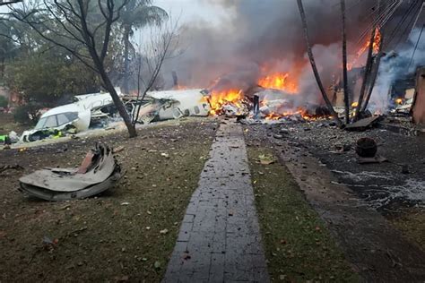 Avião 62 pessoas cai em Vinhedo no interior de São Paulo Metrópoles