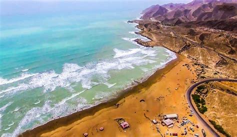 Kund Malir Beach - Gwadar - Balochistan, Pakistan| Croozi