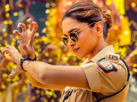 Singham Again Deepika Padukone Strikes Ajay Devgn S Iconic Pose In