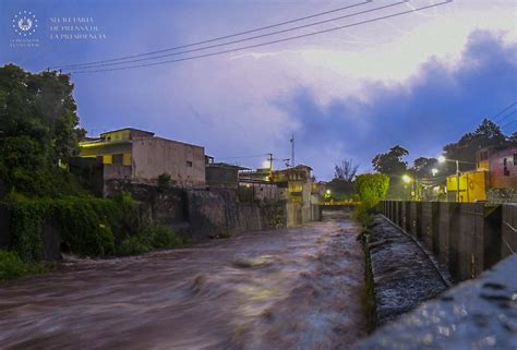 Decretan Alerta Roja Para Nueve Municipios De El Salvador Ante La