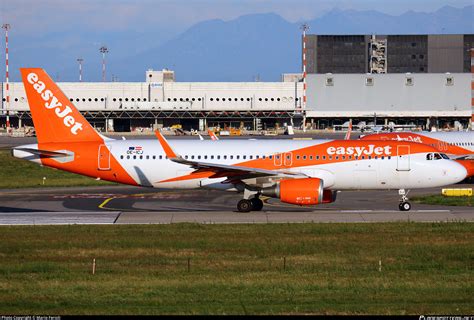 OE ICJ EasyJet Europe Airbus A320 214 WL Photo By Mario Ferioli ID