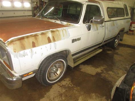 1989 Dodge Truck 150 Wheel Stock 016805