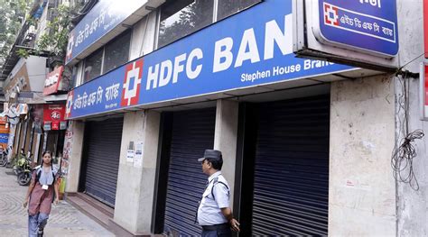 Hdfc Bank Share Price Hdfc Bank Shares Slip 1 6 Post Q1 Results Here