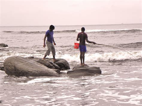 KAYE IN CAMEROON: KRIBI HOLIDAY