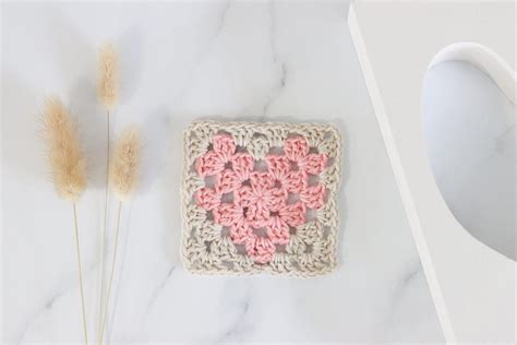 Learn How To Crochet Different Granny Square Designs Bella Coco Crochet