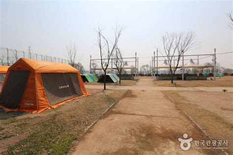 Nanji Hangang Park (Nanji Camping Site) | 한강시민공원 난지지구(난지한강공원) : TRIPPOSE