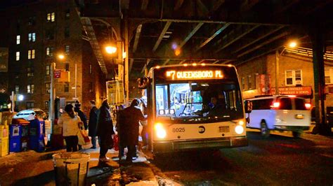 Mta New York City Bus Nova Bus Lfs On The Train Subway