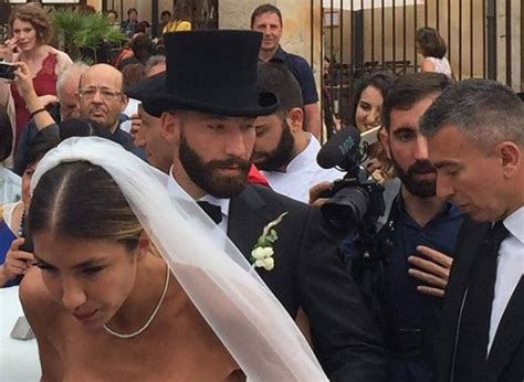 Tonelli Convola A Nozze Con La Sua Claudia Tra Gli Invitati Mertens