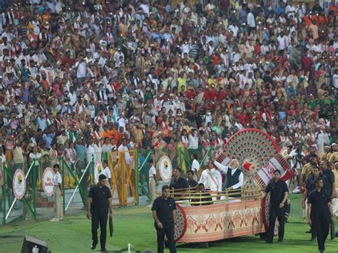 Assam Sets Two Guinness World Records With Bihu Dancers