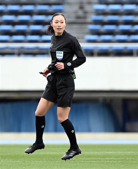 日本人審判が歴史的快挙！女子w杯で開幕戦担当の山下良美主審、var判定を会場にアナウンス主要大 ブレインズ博士の楽器演奏、囲碁将棋を楽しむ人生