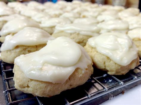 Carrie's Kitchen: Soft Brown Sugar Cookies