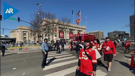 Acusan A Dos Hombres De Asesinato Por Tiroteo En Desfile De Los Chiefs