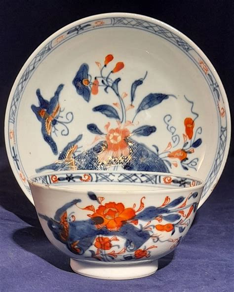 Chinese Imari Export Porcelain Tea Bowl Saucer Scroll Flower