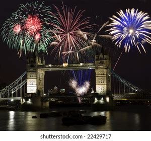 575 London bridge fireworks Images, Stock Photos & Vectors | Shutterstock