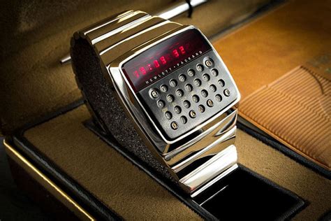 This 1977 HP LED Calculator Watch Is Probably The Grandaddy Of Today's ...