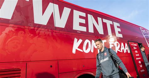 Frouws Waarschuwt Fc Twente Psv Sc Heerenveen Twentefans Nl