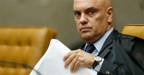 Alexandre De Moraes Suspende Processos Baseados Em Norma Do CFM Que