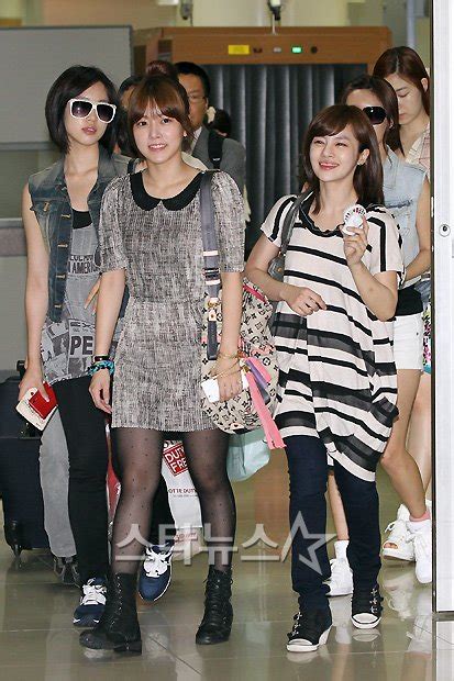 【フォト】t Ara、金浦空港に到着 Chosun Online 朝鮮日報