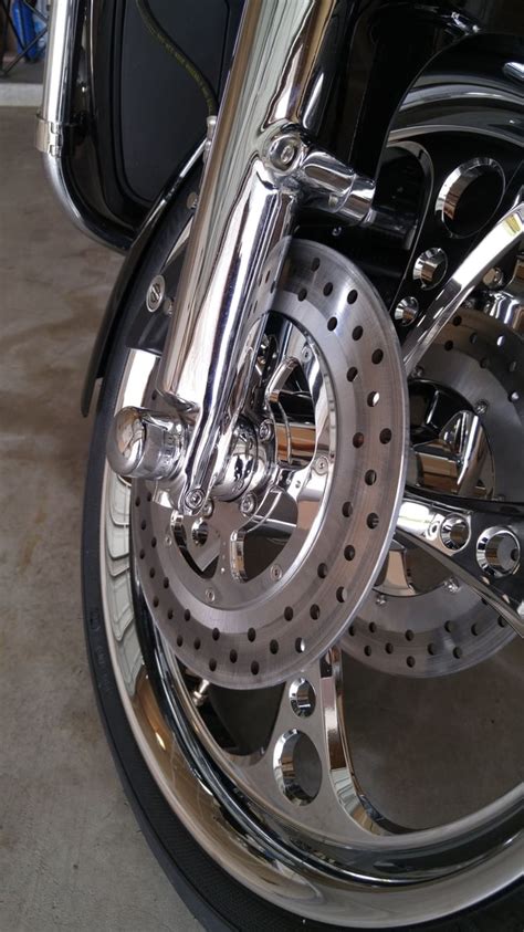 Front wheel spacers? - Page 3 - Harley Davidson Forums