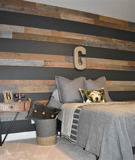 How To Create A Barn Wood Accent Wall