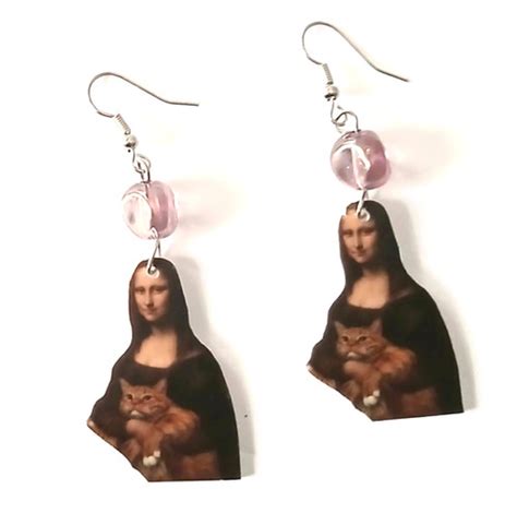Where Did You Get Those Cute Earring Mona S Pussy Cat Shockvalues