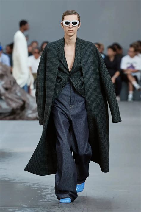 Loewe Spring Summer 2024 Paris Fashion Week Mens Fashionotography