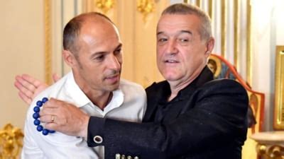 Cine e fostul antrenor de la FCSB care a preluat o campioană din Europa