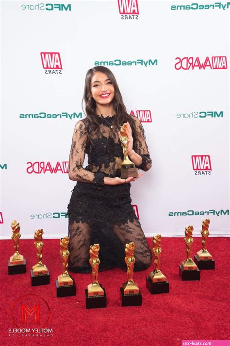 Oliver Flynn Avn Awards With Fans Hot Sex Leaks
