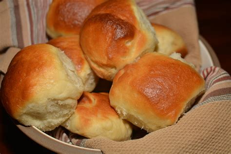 Buttery Bread Machine Rolls The Cookin Chicks