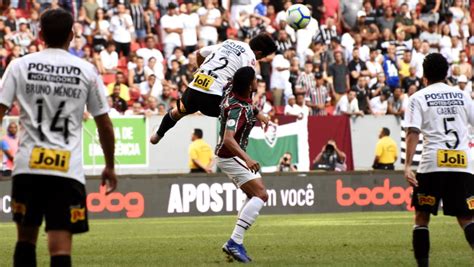 Falha De C Ssio Corinthians Perde Do Fluminese E Sai Do G S