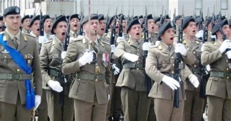 Bando Di Concorso Esercito Italiano Per Il Reclutamento Di Nuove