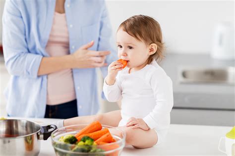 Alimentação Bons hábitos alimentares começam na primeira infância