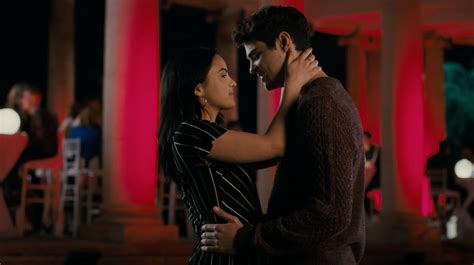 The Perfect Date Le Trailer Du Film Netflix Avec Camila Mendes Et Noah Centineo