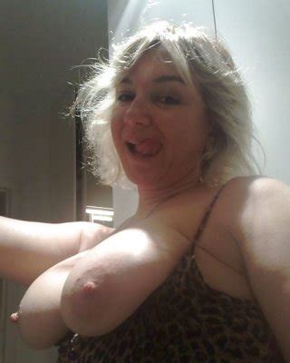 Curvy Blonde Mom Milf Nude Spread Porn Pictures XXX Photos Sex Images PICTOA
