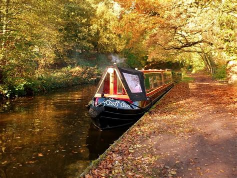 √ Hebden Bridge Canal Walk