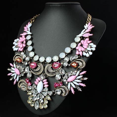 Statement Vintage Choker Pendants Crystal Chain Flower Necklace Fashion