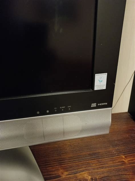 Televizor sharp diagonala 82 cm