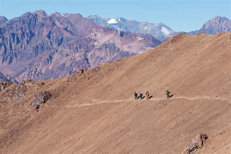 Generals hikes around Mendoza Province - Destino Montaña