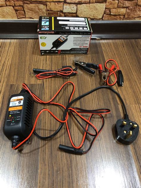 Motopower Mp A V Ma Fully Automatic Battery Charger Maintainer