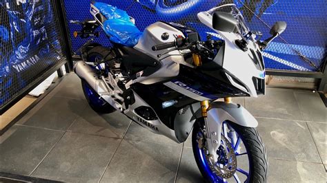 New Yamaha R15 V4 Bs7 Price Mileage New Update Full Review Youtube