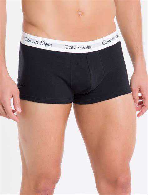 Confira Cueca Calvin Klein preta kit 3 peças Balão Store I Roupas