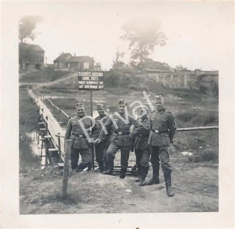 FOTO WK II Wehrmacht Soldaten Dorf Vormarsch Polen Ostfront K1 58 EUR