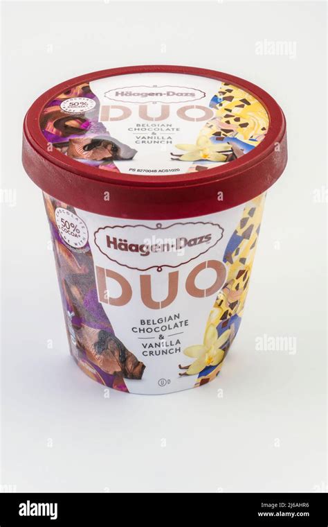 Helado Haagen Dazs Duo Con Logotipo Sobre Fondo Blanco Embalaje De